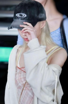 GRAILZ DENIM OVAL LOGO CAP (aespa Winter Wear) GRAILZ DENIM OVAL LOGO CAP (aespa Winter Wear)