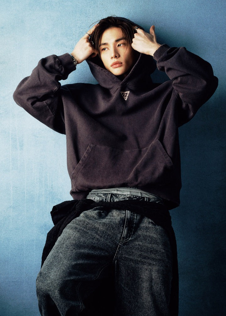 GUESS X HYUNJIN] Gray Wide Jeans