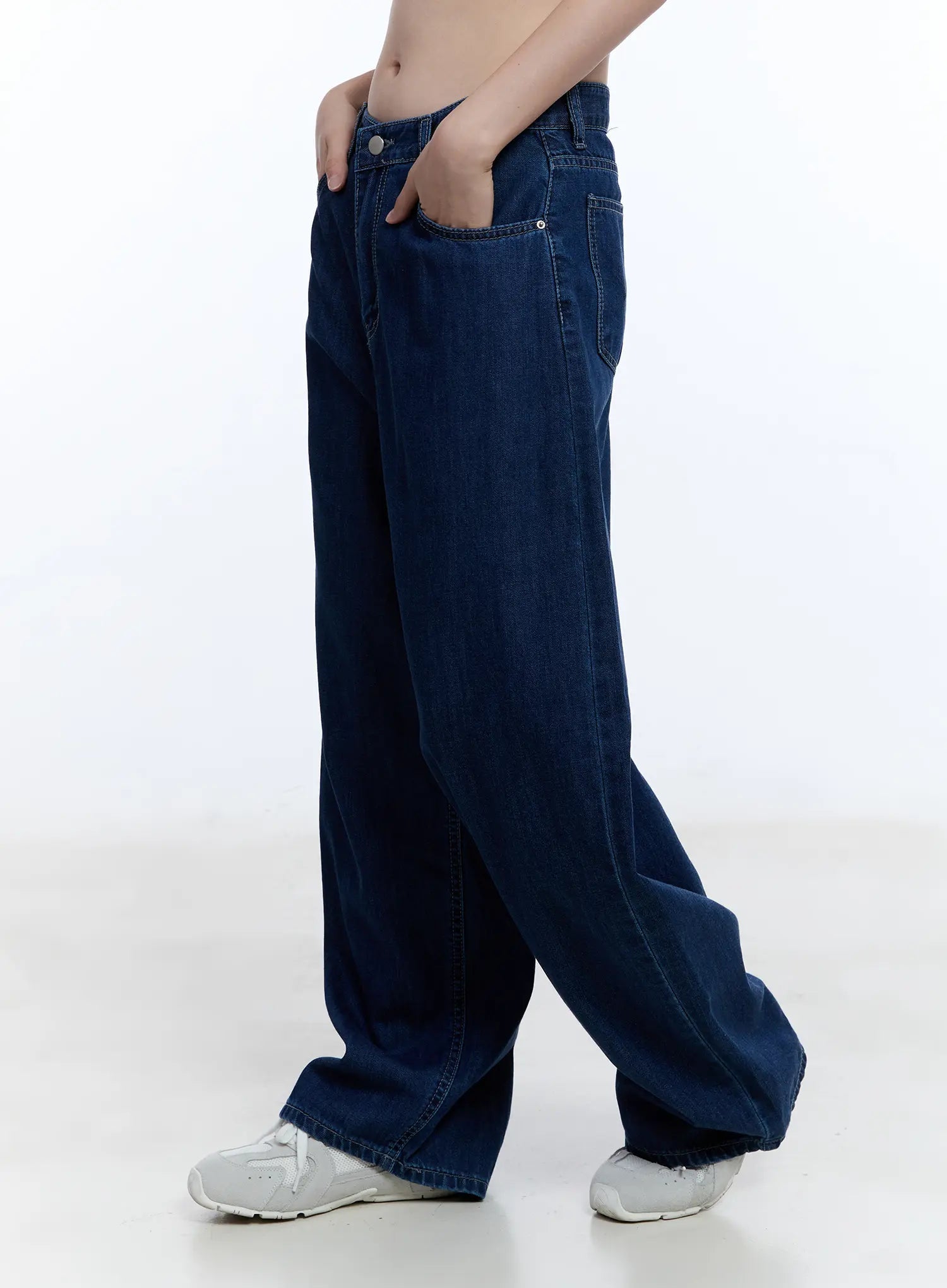 LEWKIN Seulgi Relaxed-Fit Baggy Jeans LEWKIN  DKshop