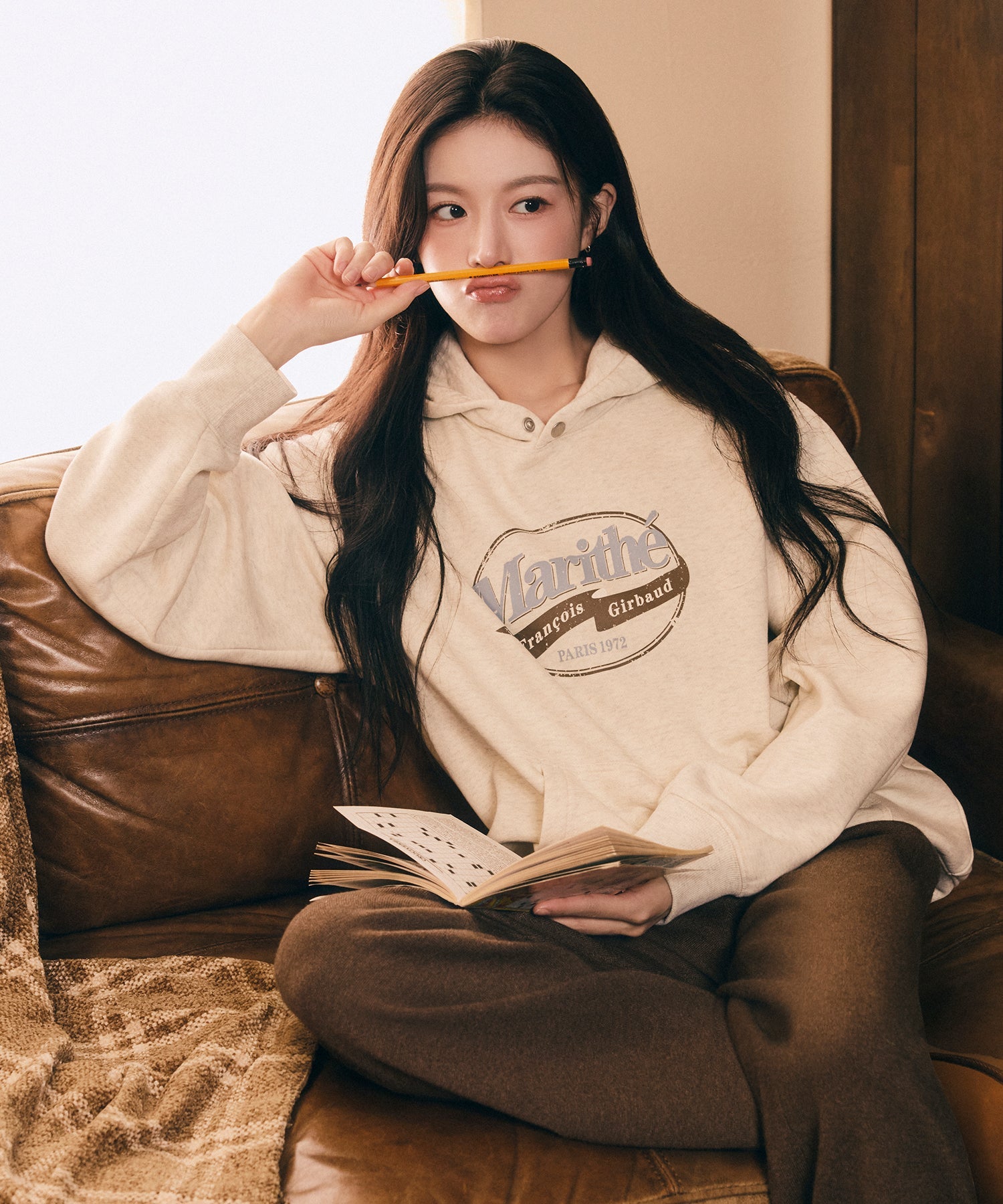 MARITHE FRANCOIS GIRBAUD VINTAGE STAMP GRAPHIC HOODIE MARITHE FRANCOIS GIRBAUD  DKshop