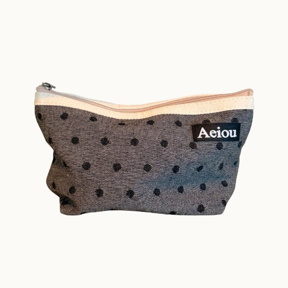 Aeiou Basic Pouch (L size) Dot and Black Jean Aeiou  DKshop