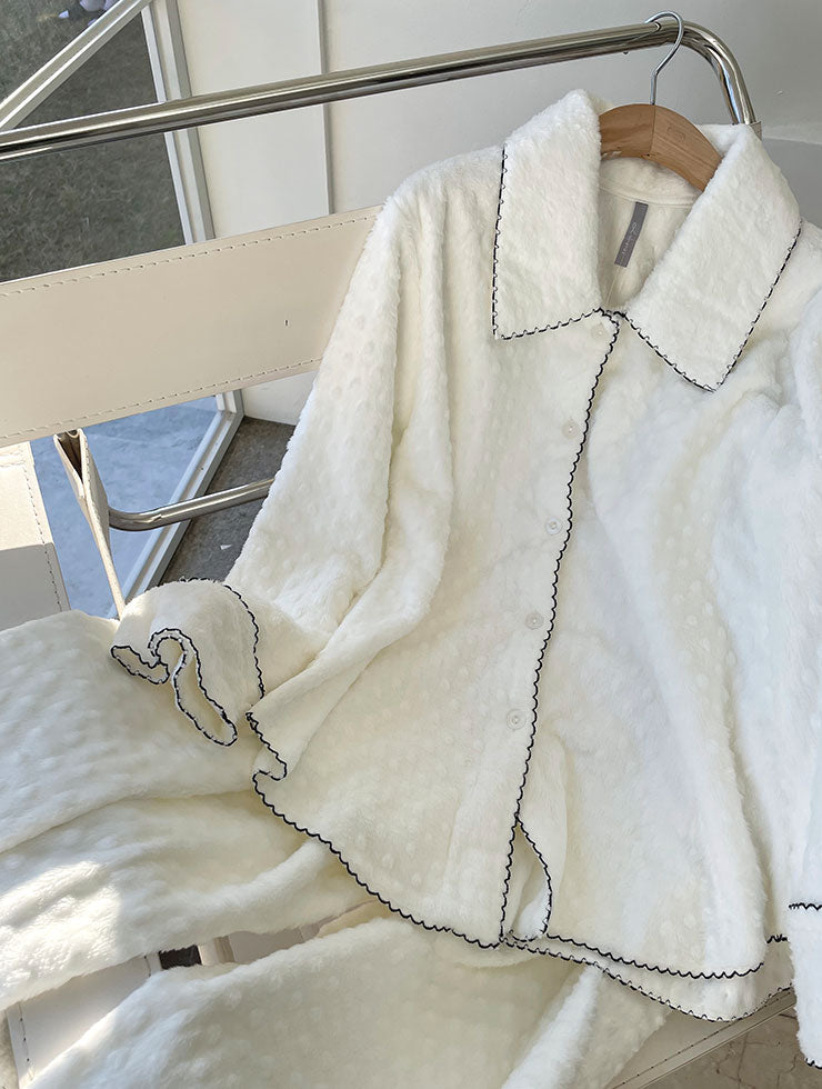 LUNALUZ MEN_WOMEN_Dot Embossing fur pajama set LUNALUZ  DKshop