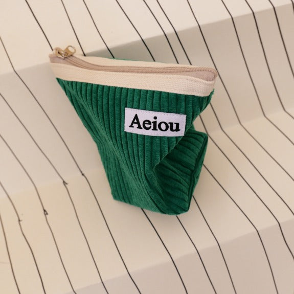 Aeiou Basic Pouch (M size) Holly Tree Garden Corduroy Aeiou  DKshop
