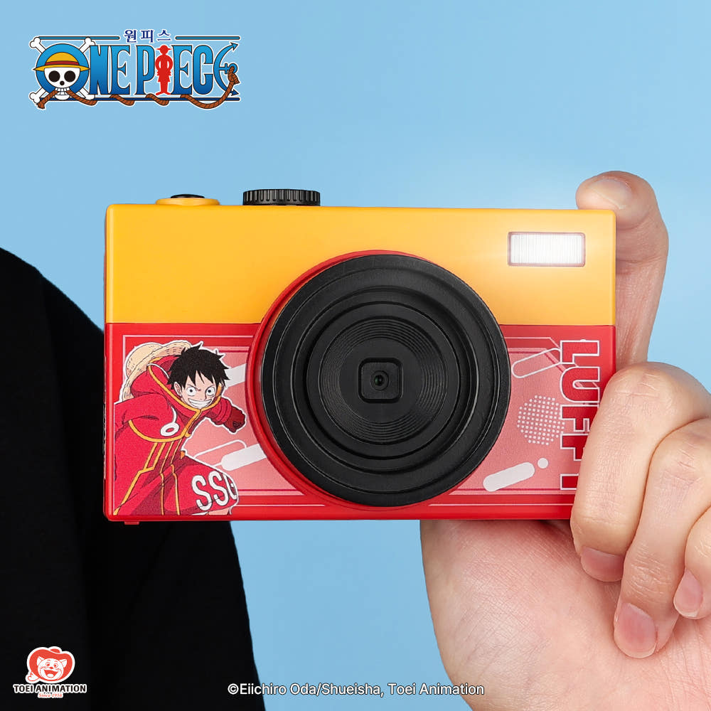 akarachi One Piece Mini Retro Camera + Micro SD Card 8G akarachi  DKshop