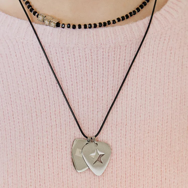 VVV Double Pick Logo Surgical Strap Necklace (Stray Kids Hyunjin WEAR) VVV  DKshop