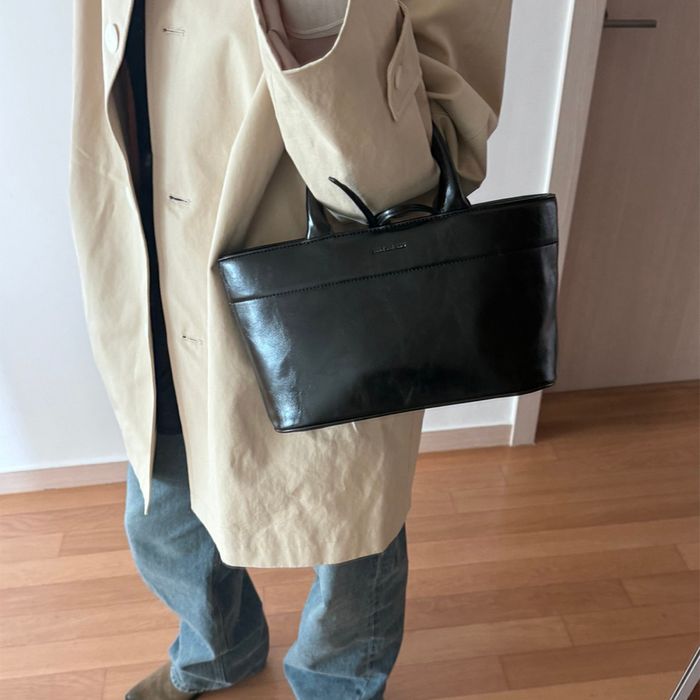 SOMEWHERE BUTTER. Dear tote bag SOMEWHERE BUTTER.  DKshop