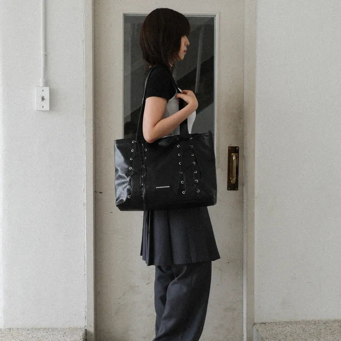 IUGAMAKARAS Eyelet Ribbon Leather Shoulder Bag IUGAMAKARAS  DKshop