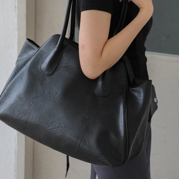 IUGAMAKARAS Bread Leather Shoulder Bag IUGAMAKARAS  DKshop