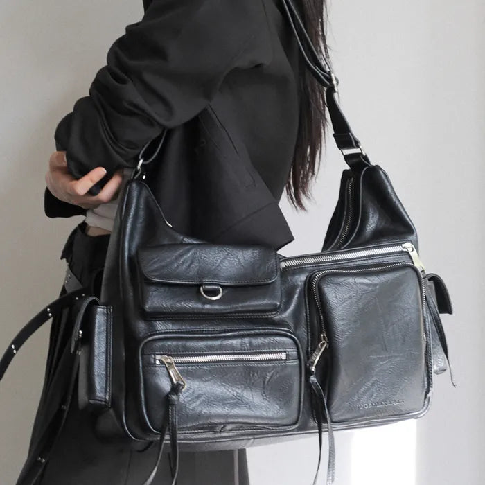 IUGAMAKARAS Multi Pocket Leather Bag IUGAMAKARAS  DKshop