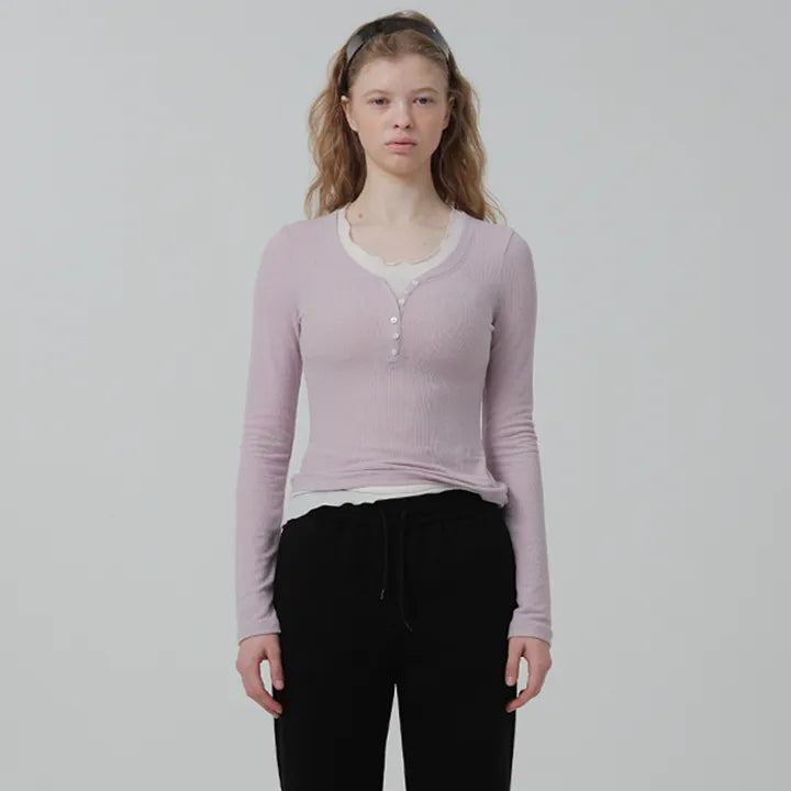 the Barnnet Aimee Slim Layered T-shirt (IVE YUJIN Wear) the Barnnet  DKshop