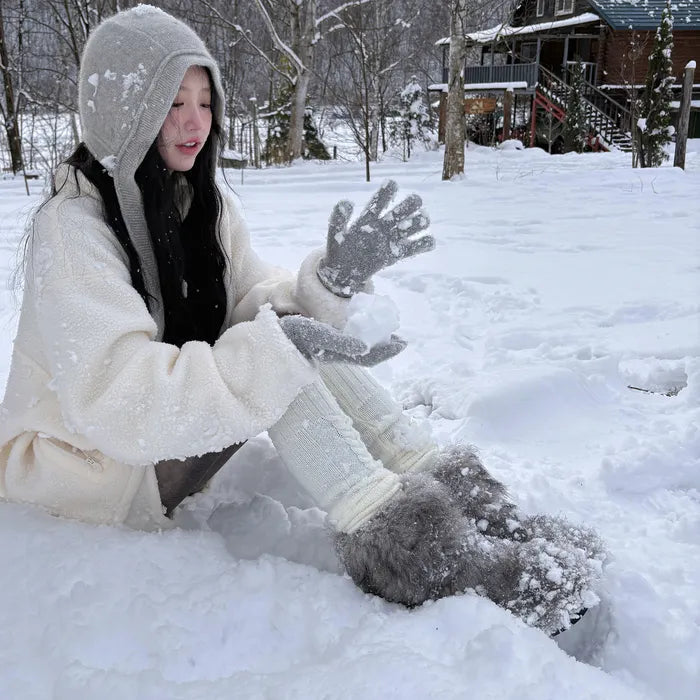 the Barnnet Fur Boots the Barnnet  DKshop