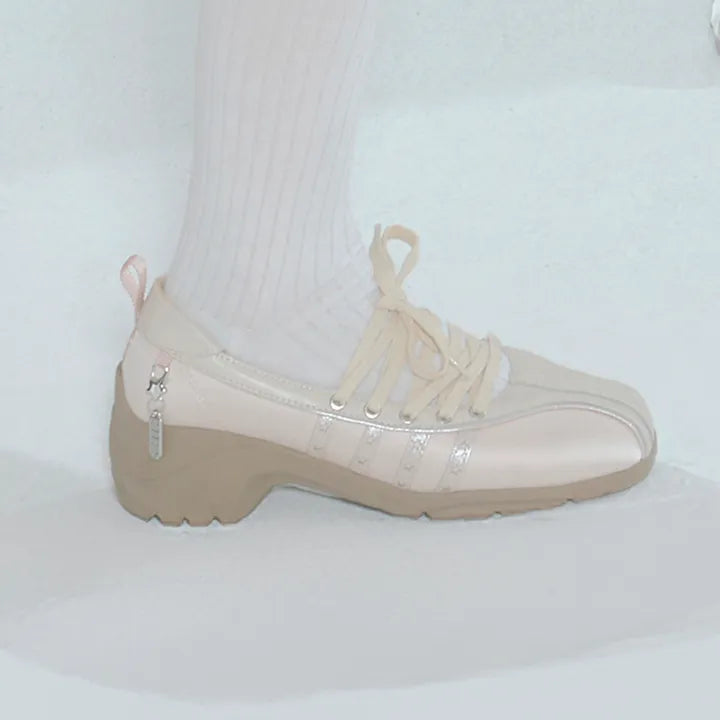 [ILLIT X Rockfish Weatherwear] Bliss Heel Laceup Sneakers ILLIT  DKshop