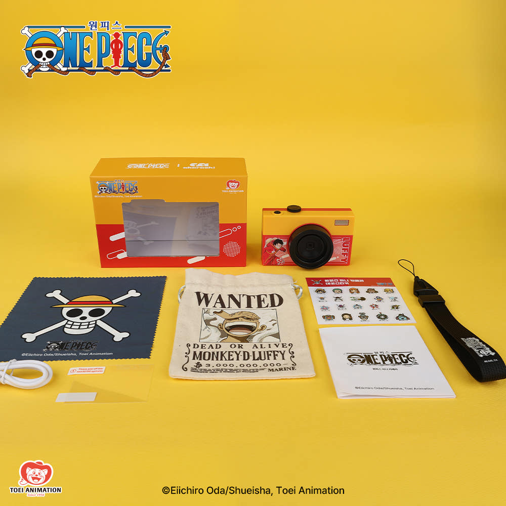 akarachi One Piece Mini Retro Camera + Micro SD Card 8G akarachi  DKshop