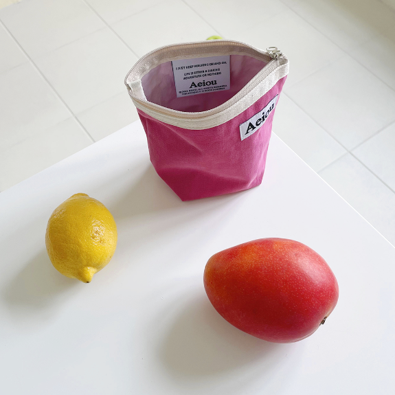 Aeiou Basic Pouch (M size) Watermelon Pink