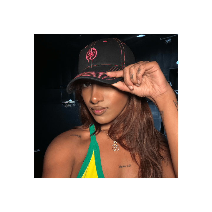 [PRE-ORDER] KATSEYE - Pink Logo Ball Cap KATSEYE  DKshop