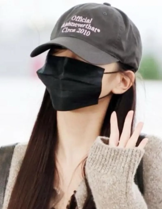 thisisneverthat Times Cap (IVE Jang Wonyoung Wear) thisisneverthat  DKshop