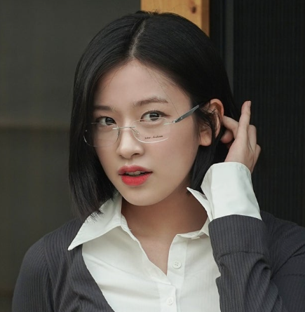 2000 Archives  THAT GLASSES 01 (aespa Karina Wear) 2000 Archives  DKshop