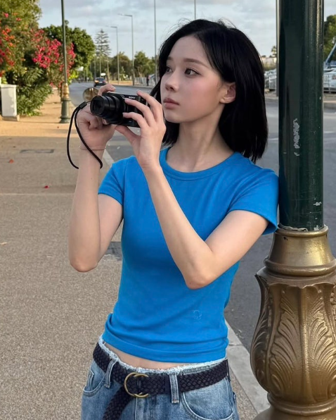 SUNBURNPROJECT Sunburn Basic T-shirt (aespa Winter Wear) SUNBURNPROJECT  DKshop