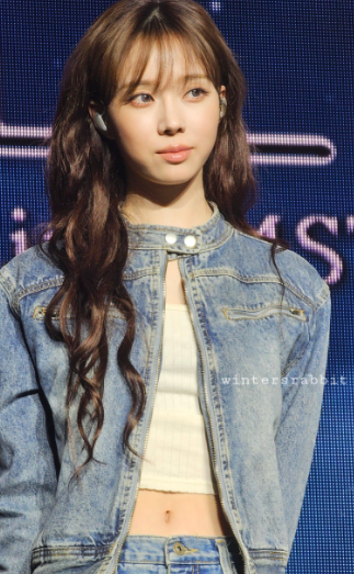 MILLO WOMEN Washed Denim Racing Jacket (aespa Karina Wear) SUNBURNPROJECT  DKshop