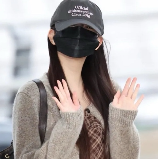 thisisneverthat Times Cap (IVE Jang Wonyoung Wear) thisisneverthat  DKshop