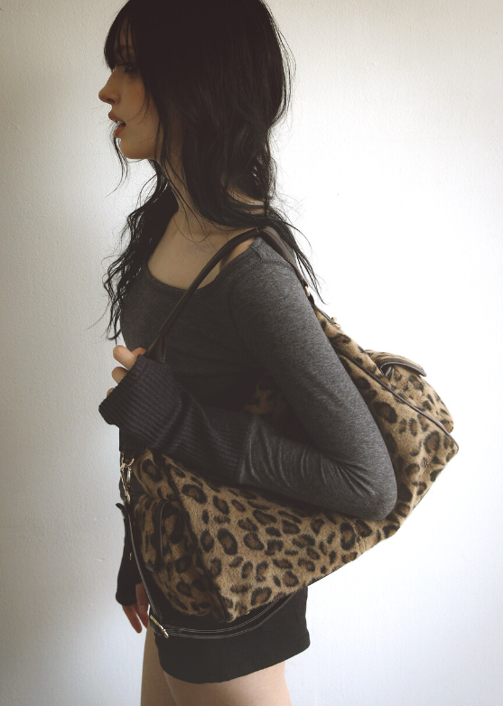 BADBLUE Wool Leopard Pillow Bag BADBLUE  DKshop
