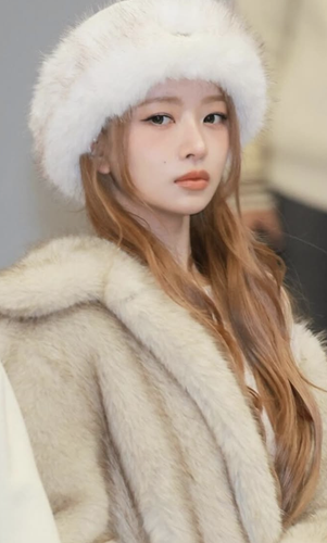 ATIISSU Furrow Bucket Hat (IVE Rei Wear) ATIISSU  DKshop