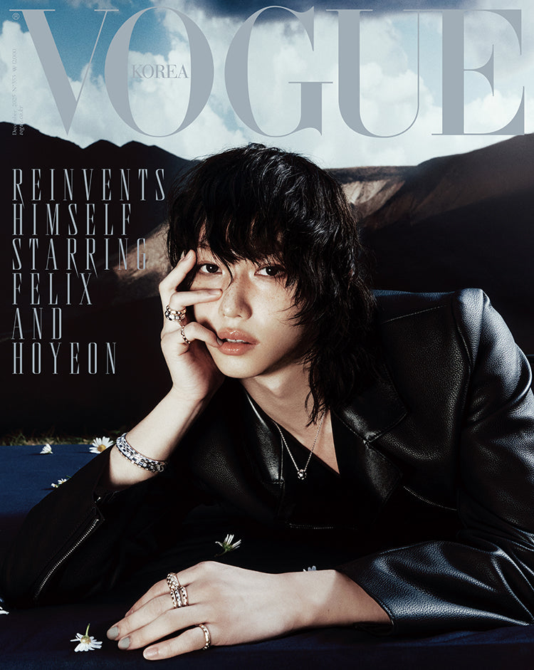 [PRE-ORDER] VOGUE KOREA MAGAZINE 2025.12 (COVER : Stray Kids FELIX) Stray Kids  DKshop