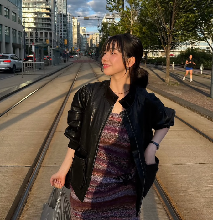 [SATURDAY MOVE] Ethnic Multi-Stripe Knit Sleeveless Long Dress (aespa karina Wear) SATURDAY MOVE  DKshop