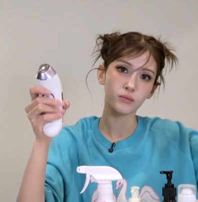 [VANAV] UP6 Beauty Device (Used by JEON SOMI) vanav  DKshop