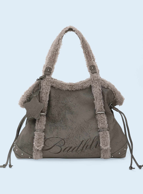 BADBLUE Maxi Fuzzy Dimsum Bag BADBLUE  DKshop