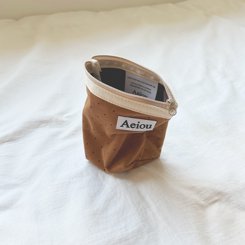 Aeiou Basic Pouch (M size) Little Dot Hazelnut Latte Aeiou  DKshop
