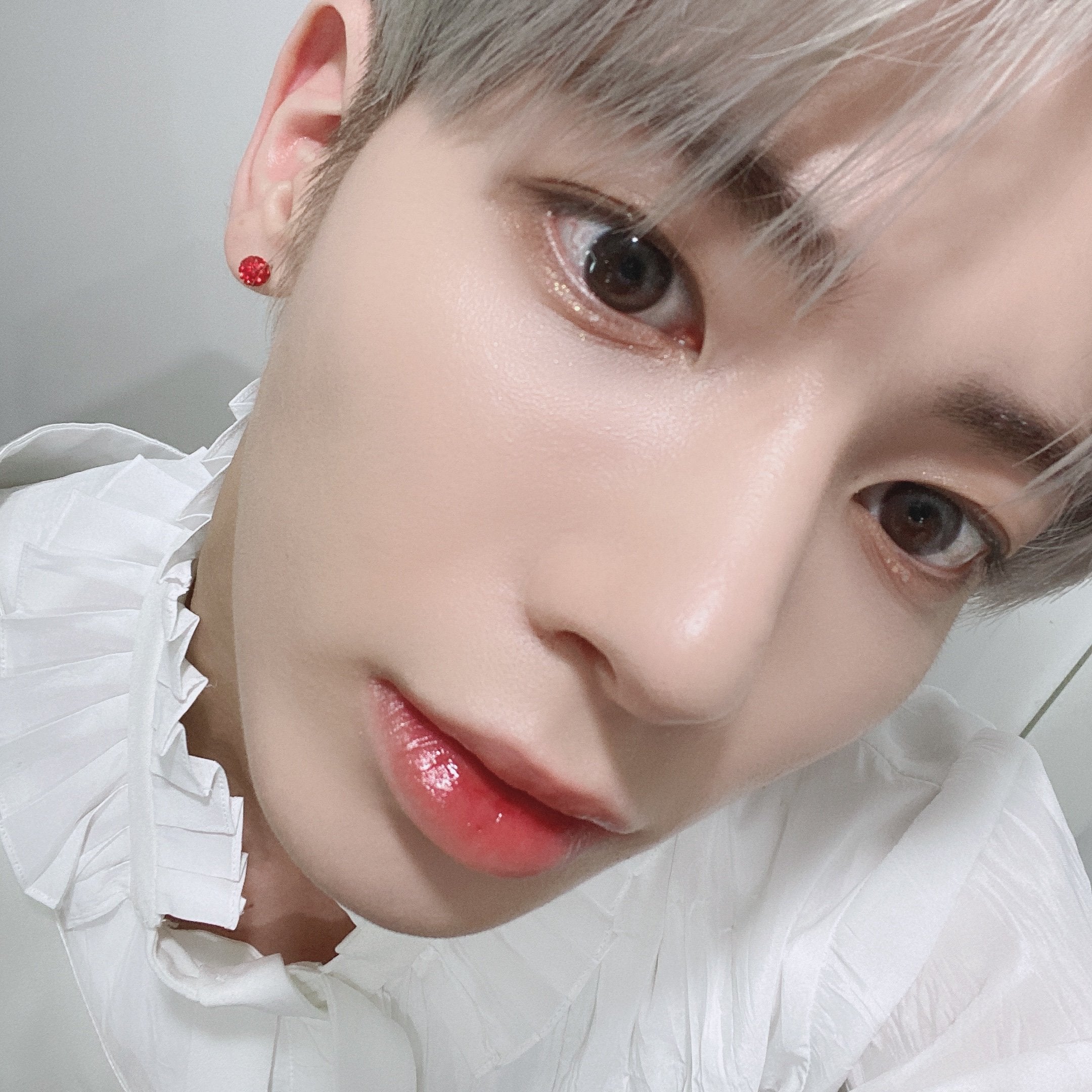 ASMAMA Colorful Crystal Ball Stud Earring (TXT TAEHYUN WEAR) ASMAMA  DKshop