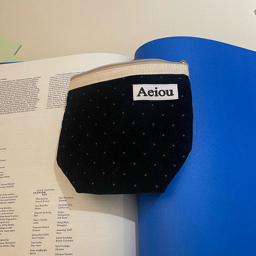 Aeiou Basic Pouch (M size) Little Dot Black Aeiou  DKshop