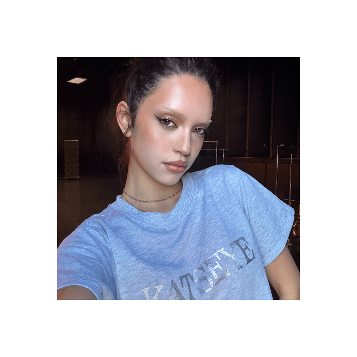 [PRE-ORDER] KATSEYE - Gray Crop Tee KATSEYE  DKshop