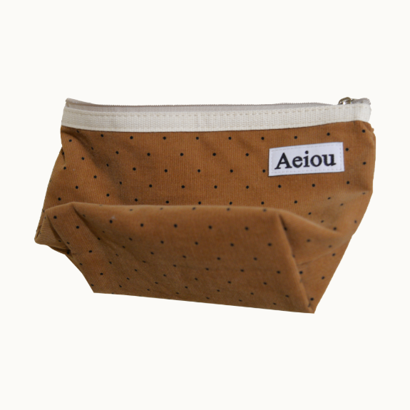 Aeiou Basic Pouch (L size) Little Dot Hazelnut Latte Aeiou  DKshop