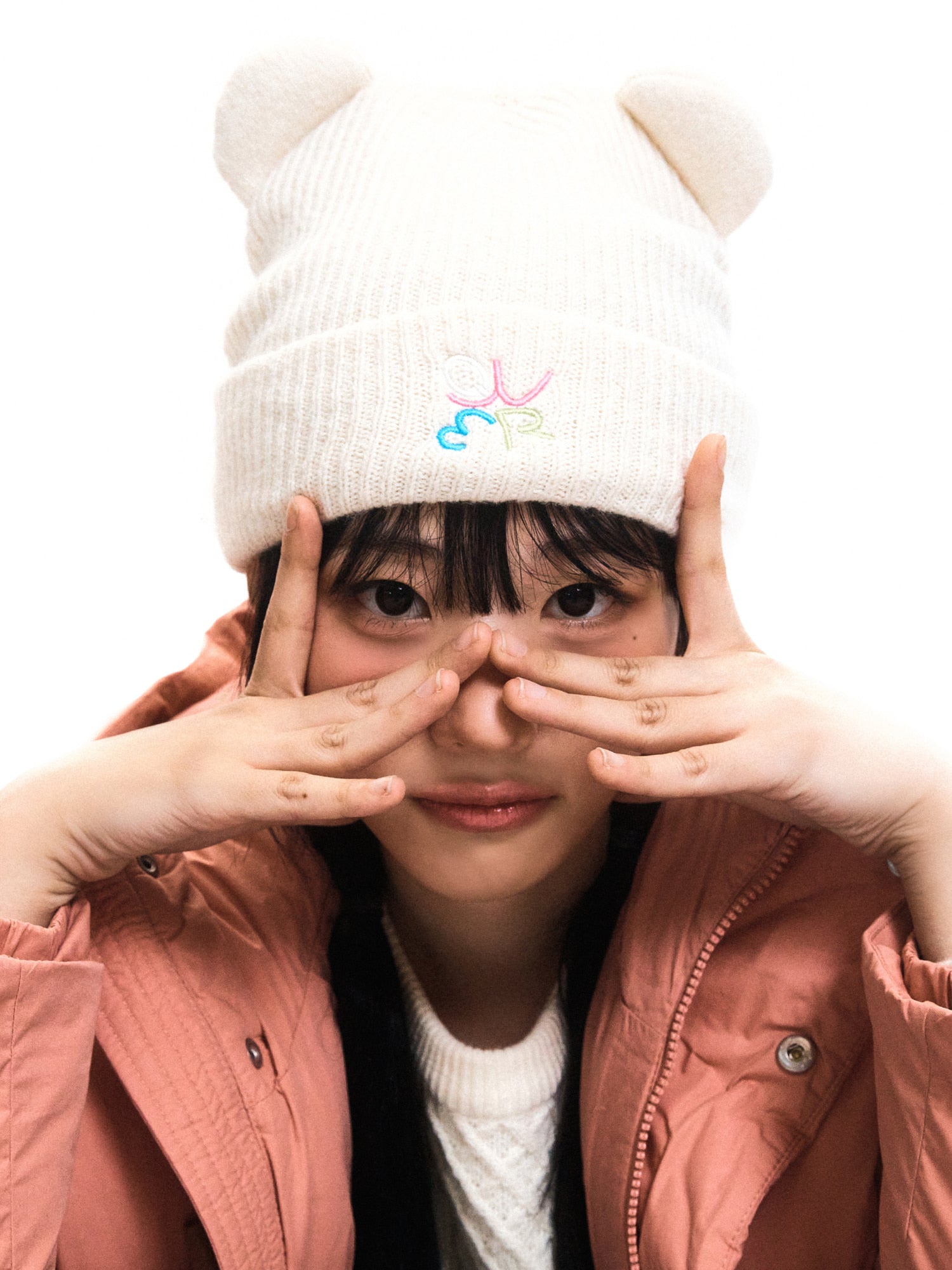 [QWER X WHO.A.U] Embroidery Beanie