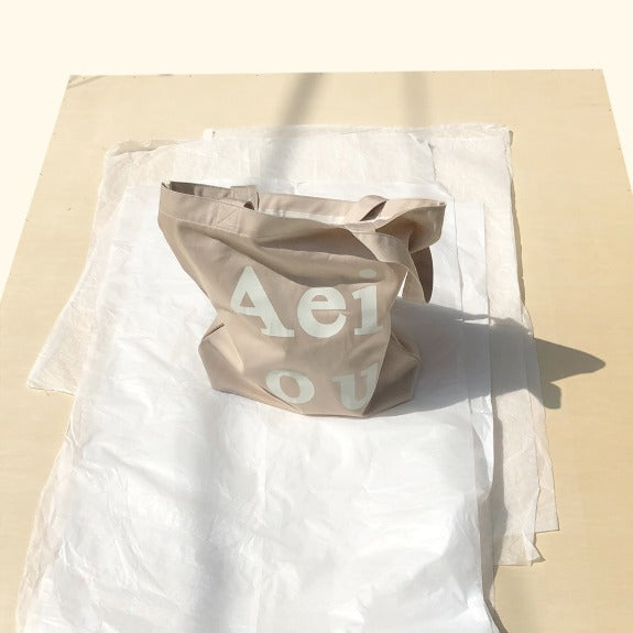 Aeiou Logo Bag (Cotton 100%) Soybean milk Aeiou  DKshop