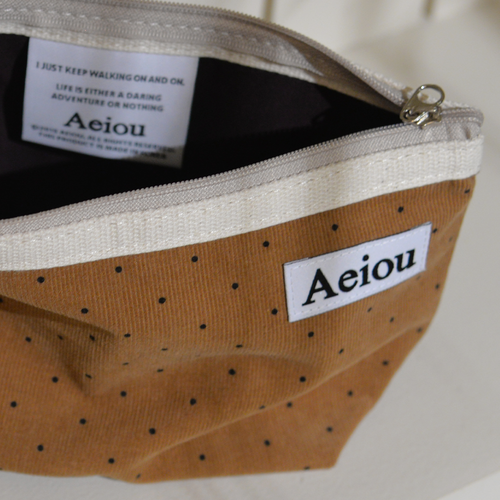 Aeiou Basic Pouch (L size) Little Dot Hazelnut Latte Aeiou  DKshop
