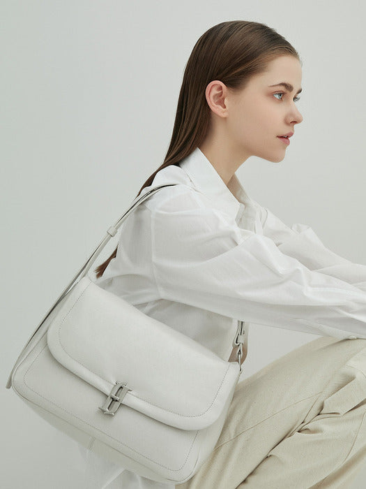 [J ESTINA] GINO MD Messenger Bag J ESTINA  DKshop