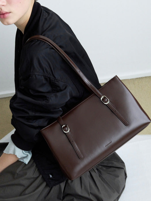 FINDKAPOOR PILLOW SHOULDER BAG 31