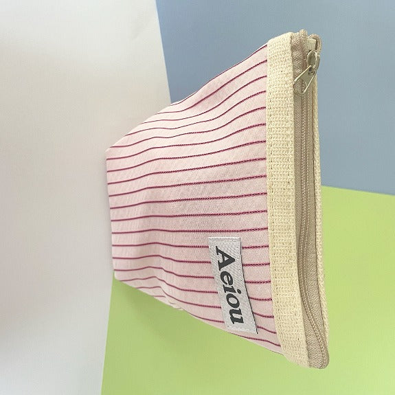 Aeiou Basic Pouch (M size) Strawberry Stripe Aeiou  DKshop