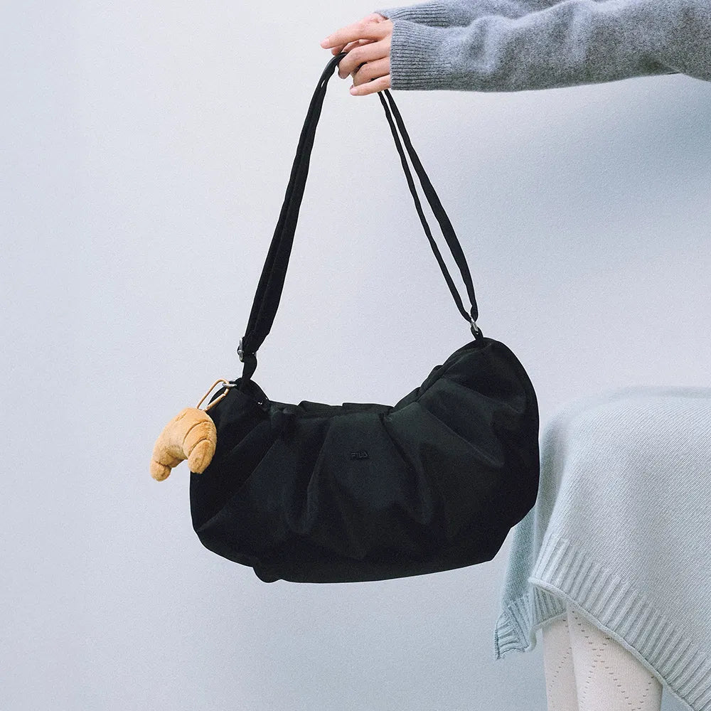 [FILA] Puffer Salt Bread Bag + Bread Keyring Set (NMIXX Haewon WEn) FILA  DKshop