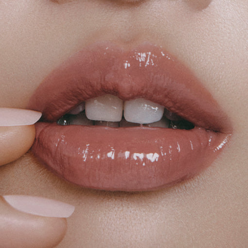 TWO SLASH FOUR GLAZE LIP CHANGER TWO SLASH FOUR  DKshop