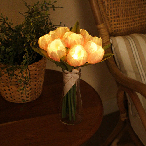 [Grip & Shop] ViaKstudio Bloom Tulip Bouqeut LED Lamp | DKshop