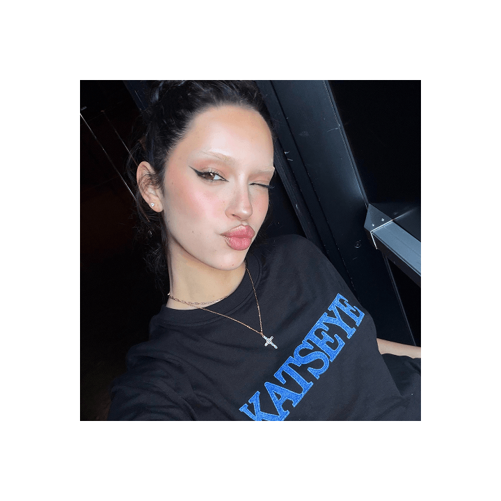 [PRE-ORDER] KATSEYE - Denim Logo Black T-Shirt KATSEYE  DKshop
