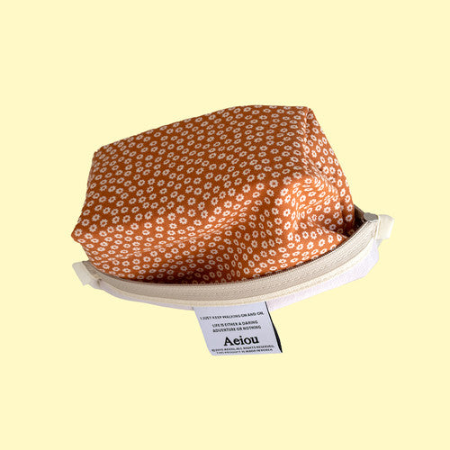 Aeiou Basic Pouch (L size) Flower Apron Orange Aeiou  DKshop