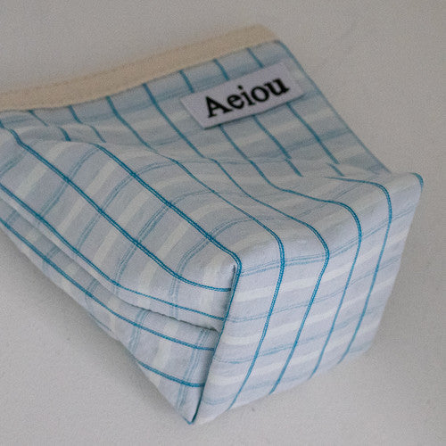 Aeiou Basic Pouch (M size) Early Summer Sparkling Blue Aeiou  DKshop