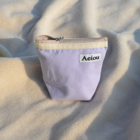 Aeiou Basic Pouch (M size) very light purple Aeiou  DKshop