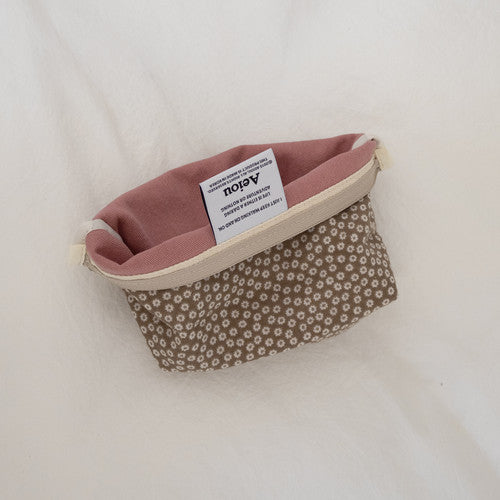 Aeiou Basic Pouch (L size) Flower Apron Brown Aeiou  DKshop