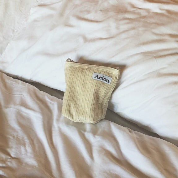 Aeiou Basic Pouch (M size) Popcorn Corduroy Aeiou  DKshop